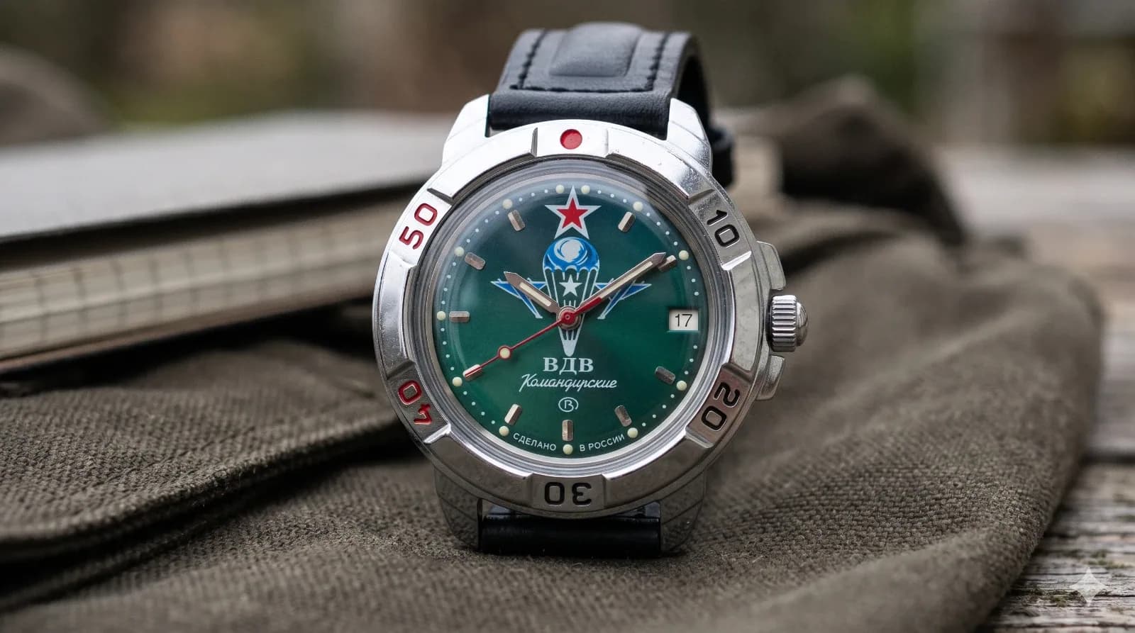 Обзор часов Vostok Командирские 2414.00-431021: ВДВ и ручной завод