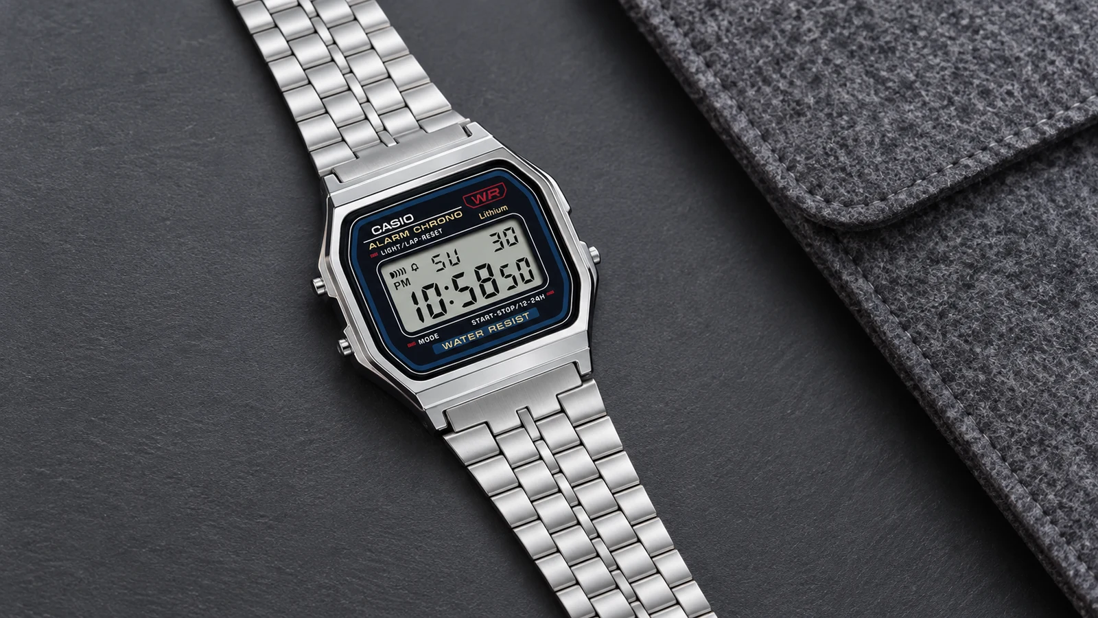Кварцевые Casio Vintage A-159W-N1 с прямоугольным цифровым дисплеем и звенчатым браслетом